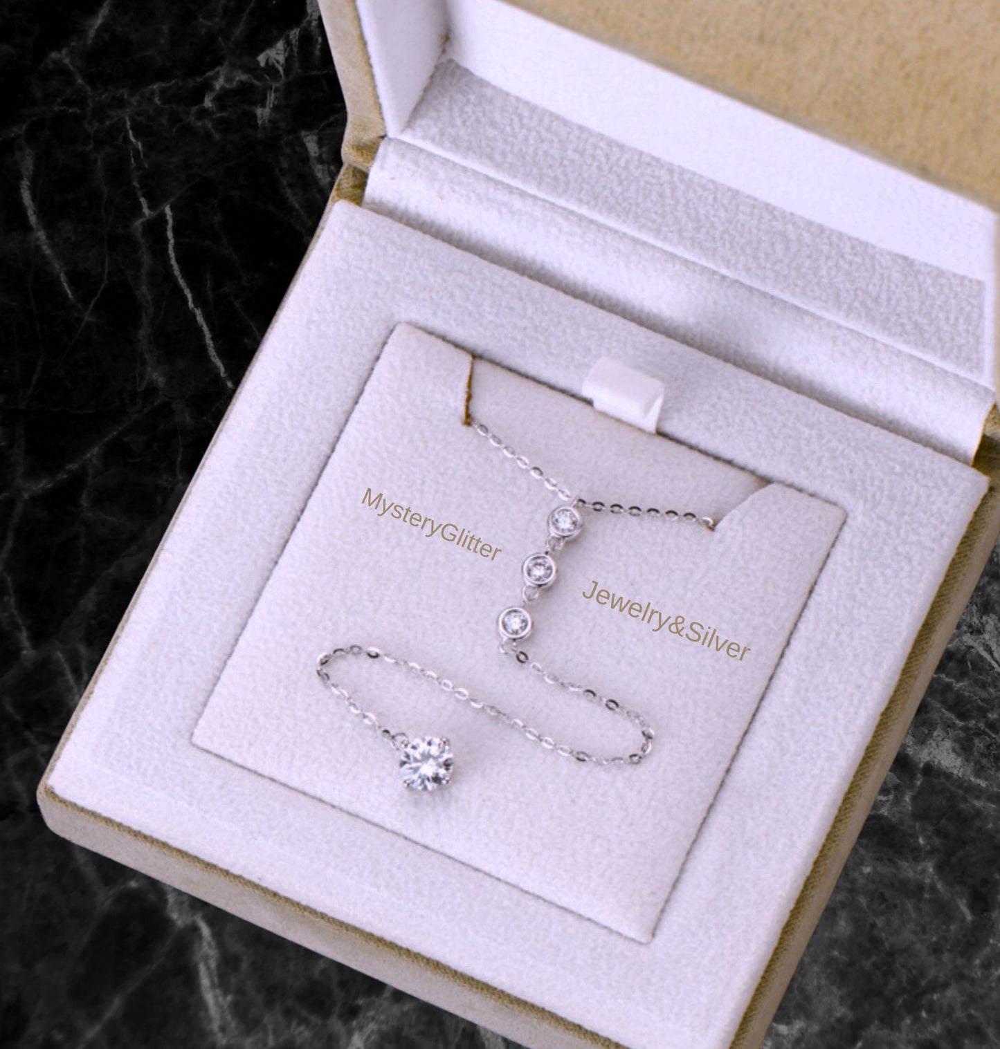 Moissanite Necklace in 925 Sterling Silver – Stunning Minimalist Design, Unique Gift for Mom, Unique Moissanite Necklace